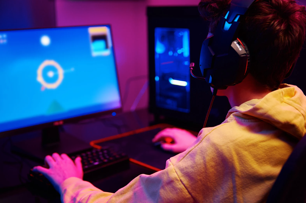 NFTs in gaming opportunities – play-to-earn explained