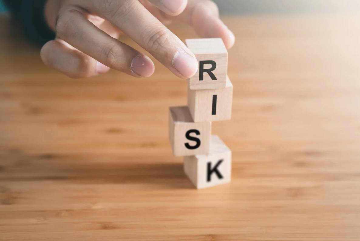 Altcoin Investing Risks and Smart Ways to Manage Them